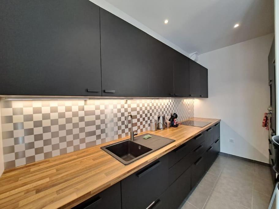 San Diego - Appartement Lumineux แร็งส์ ภายนอก รูปภาพ